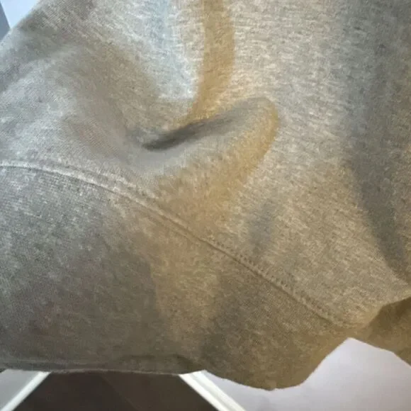 Robert Graham Sweatshirt Mens M Gray Crewneck‎ Skull Crossbones Terry Streetwear - Picture 3 of 11